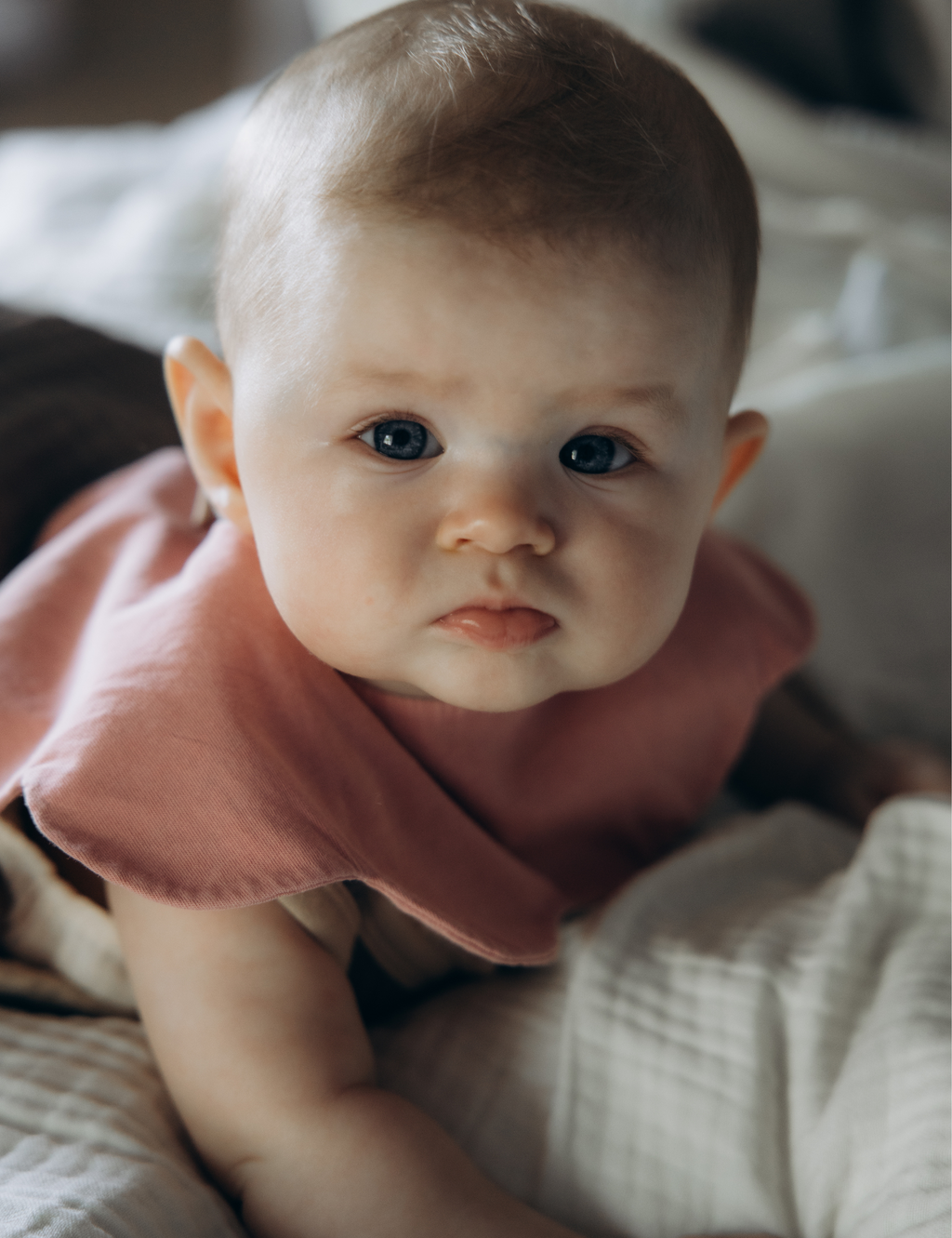 Blomst Bib - krapp rosa