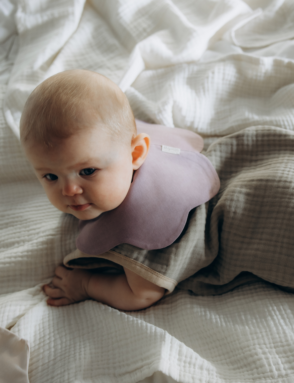 Blomst Bib - krapp lilla