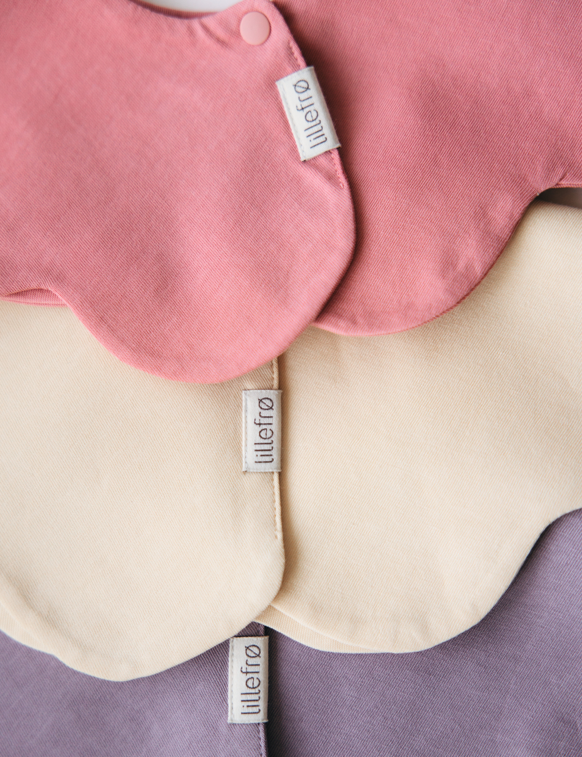 Blomst Bib - krapp rosa